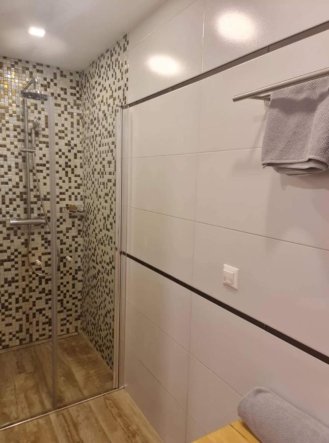 Quality Rest In Giruliai Apartments Klaipeda Exterior photo